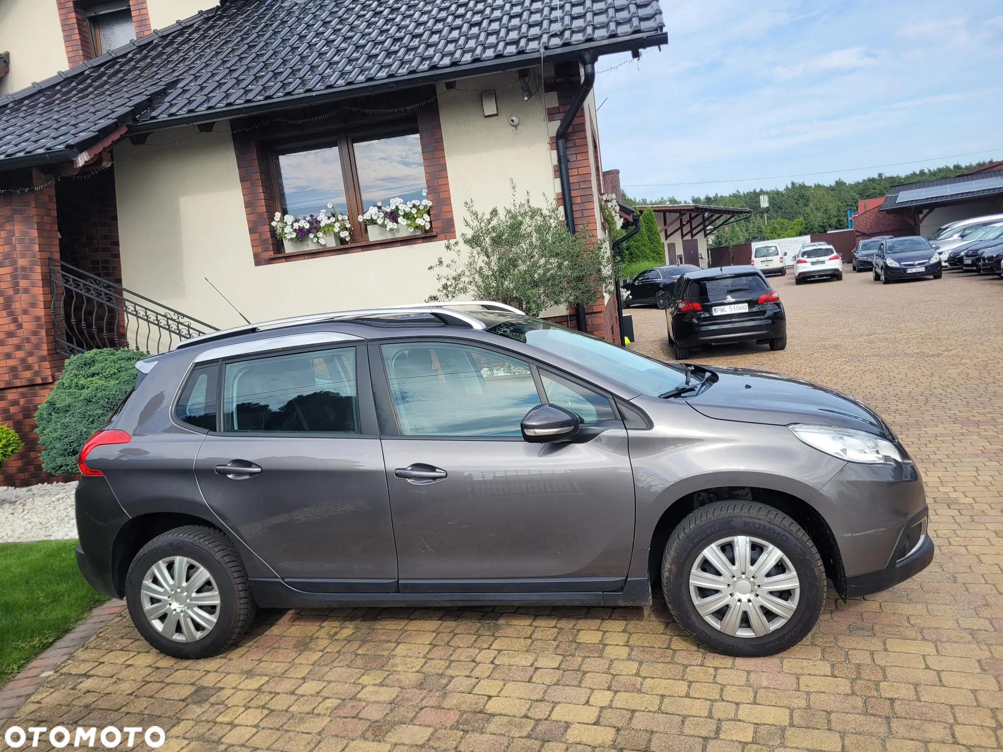 Peugeot 2008 1.2 Pure Tech Active - 4
