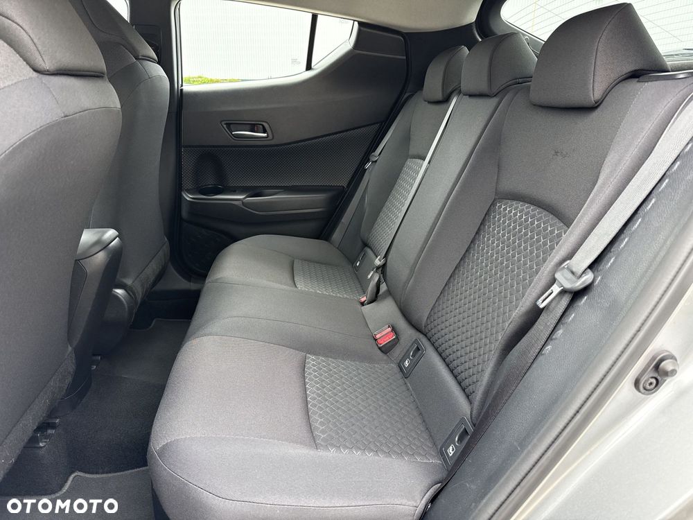 Toyota C-HR 1.8 Hybrid GPF Comfort - 12