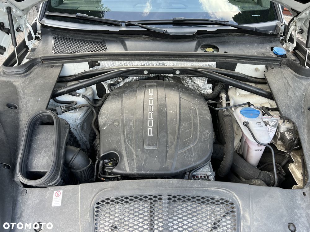 Porsche Macan Standard - 18