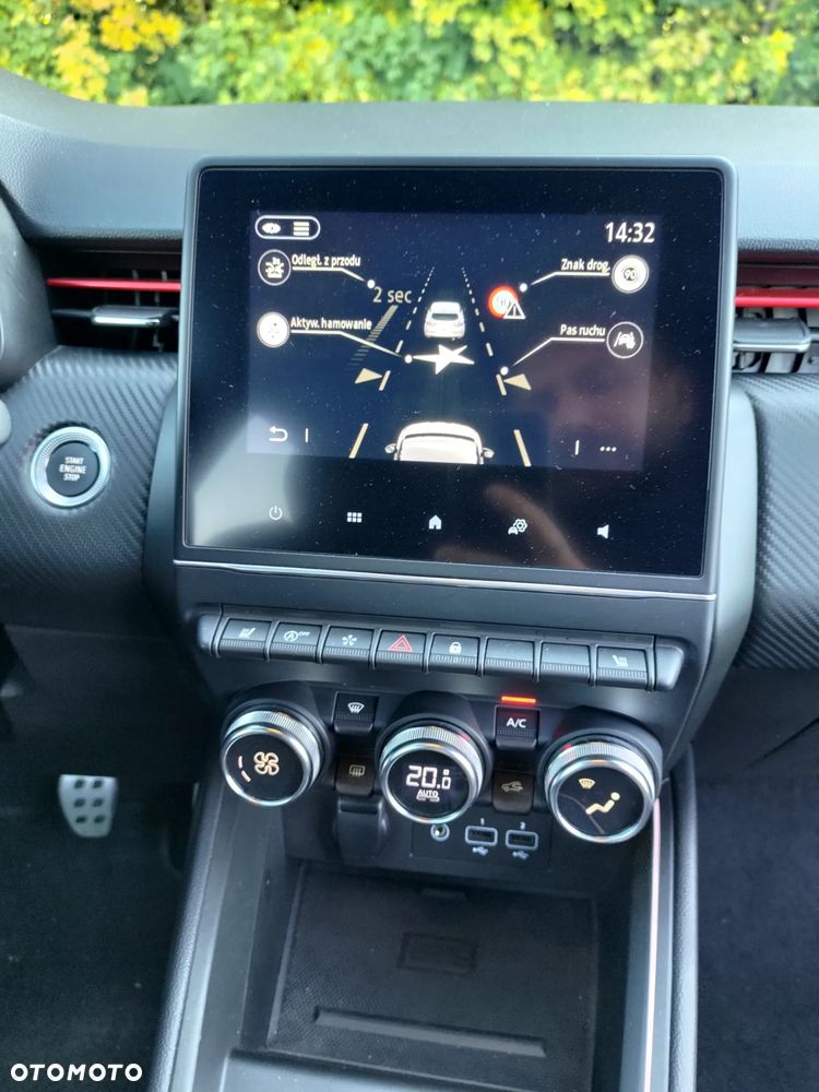 Renault Clio - 17
