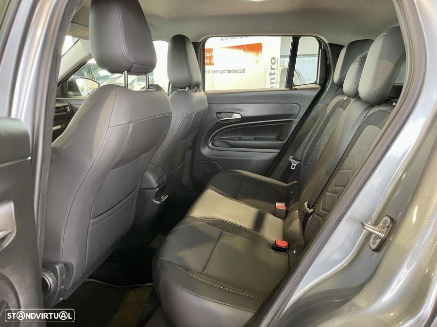 Jeep Avenger 1.2 GSE T3 Altitude - 35