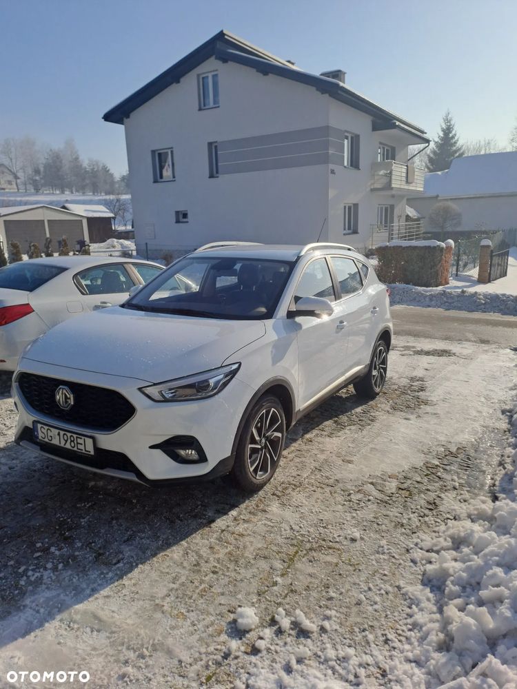 MG ZS - 3