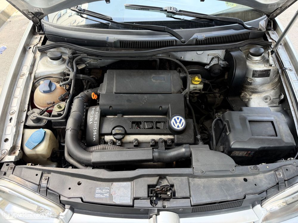 VW Golf 1.4i 25 Anos - 16