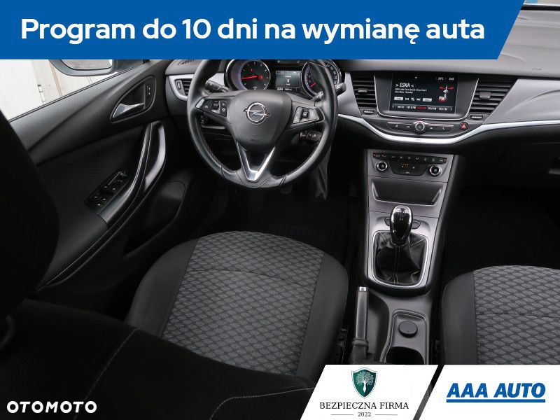 Opel Astra - 8