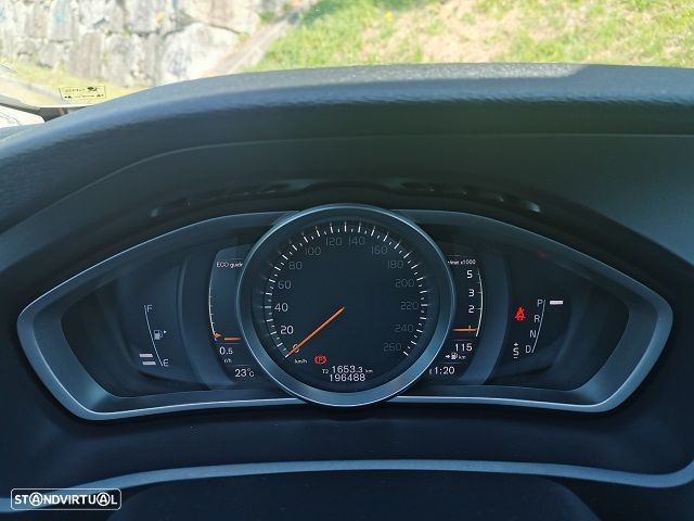 Volvo V40 Cross Country 2.0 D2 Kinetic Geartronic - 10