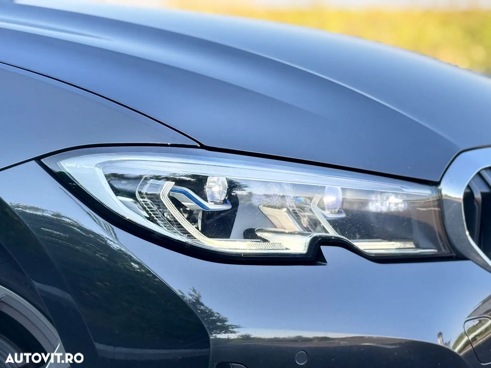 BMW Seria 3 318i AT - 17