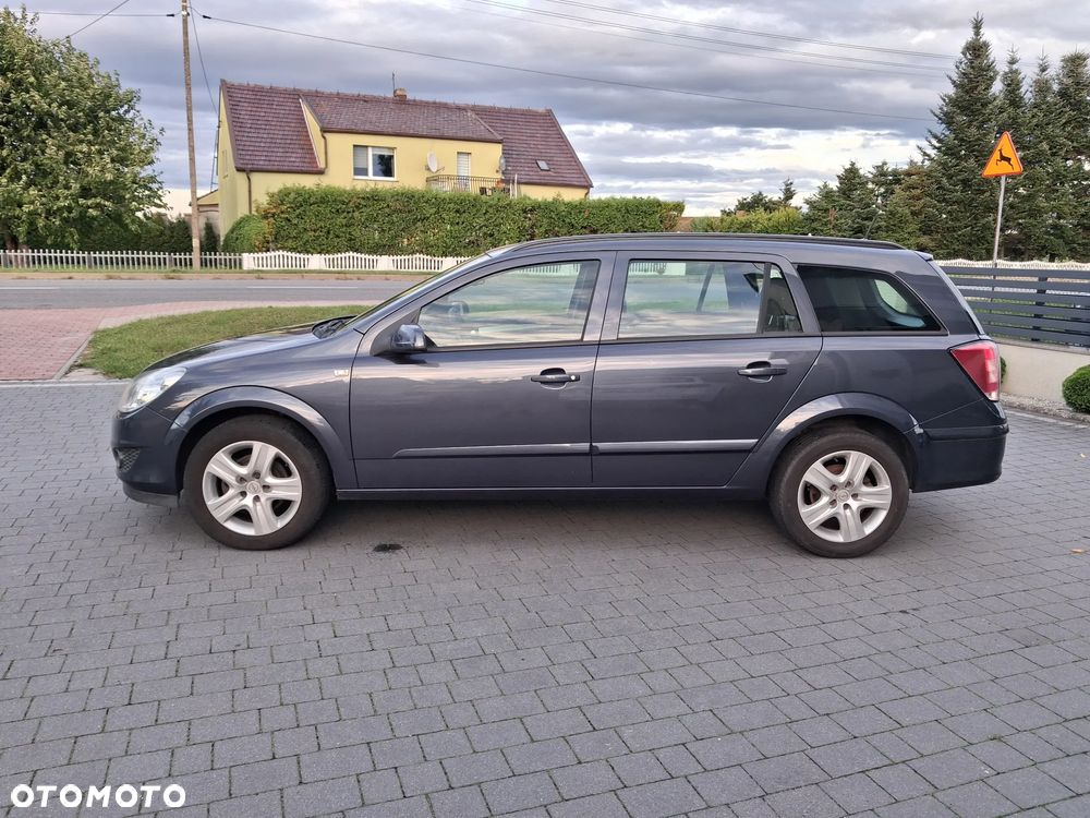Opel Astra 1.6 Caravan - 2