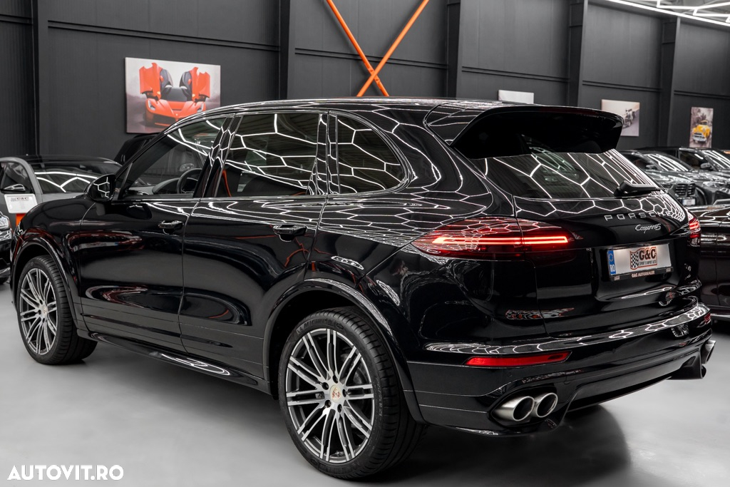 Porsche Cayenne S Diesel Platinum Edition - 27