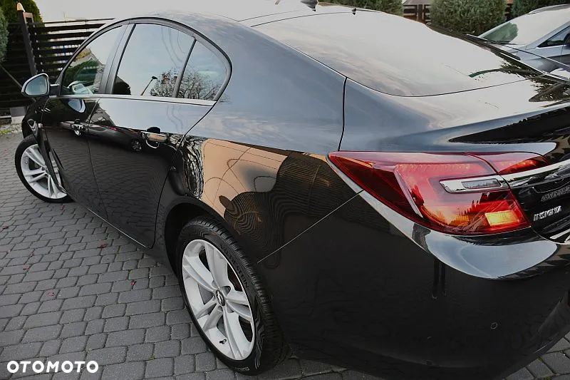 Opel Insignia 1.6 T Cosmo S&S - 27