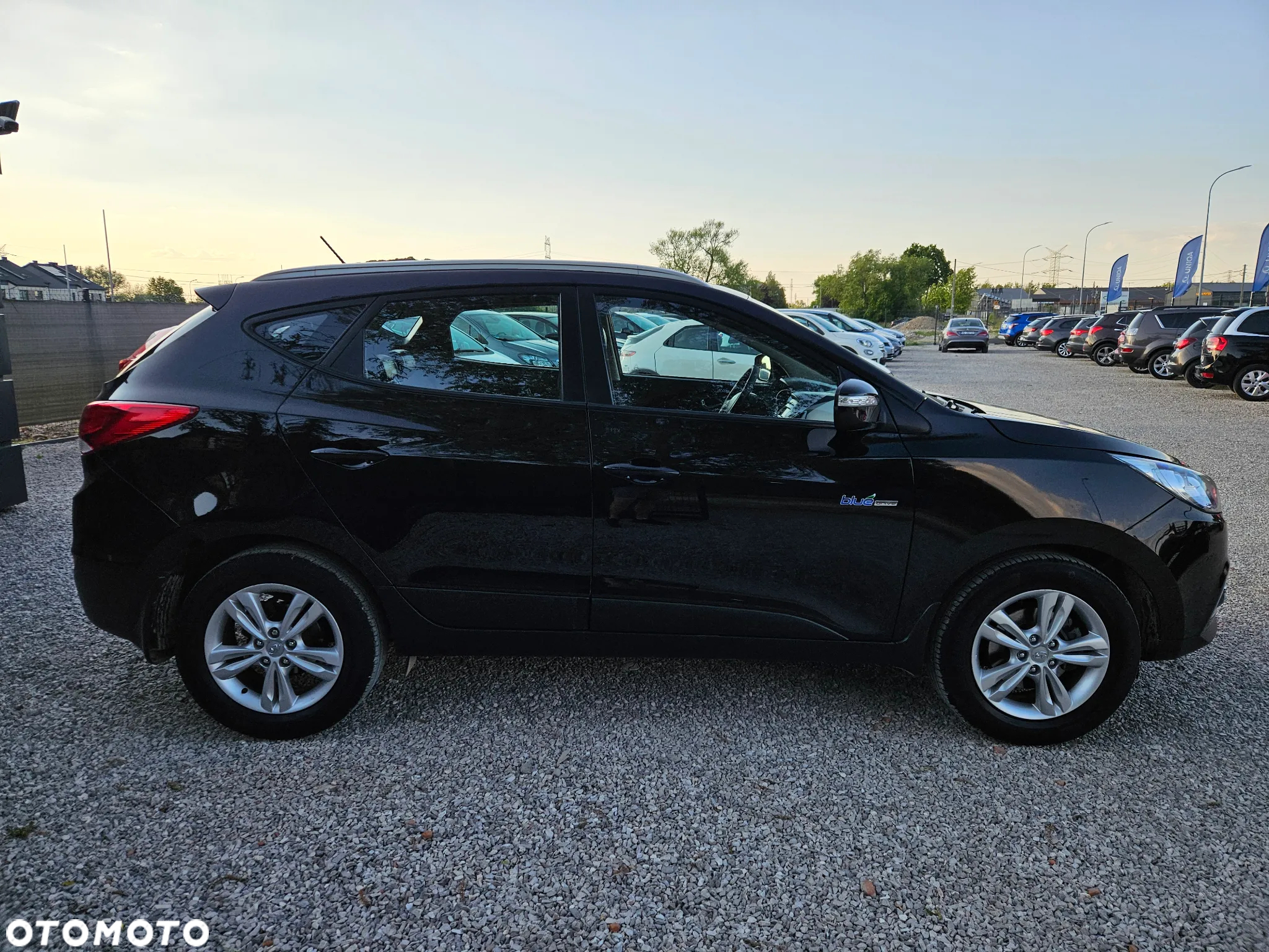Hyundai ix35 1.6 2WD blue Trend - 13