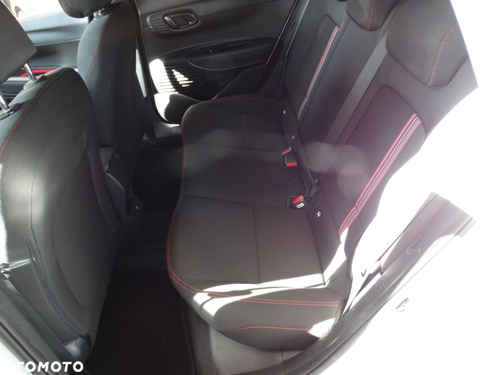 Hyundai i20 - 10
