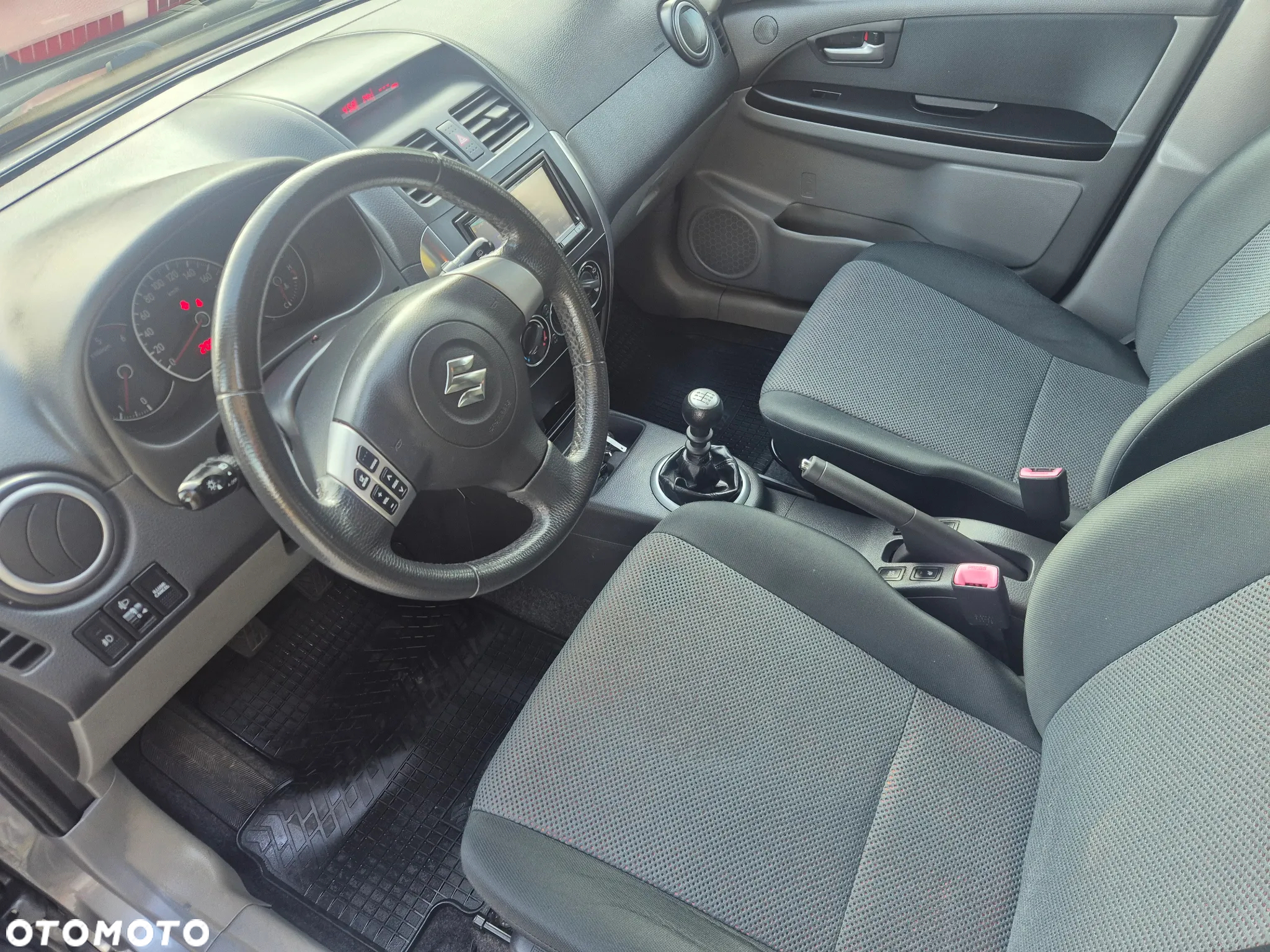 Suzuki SX4 1.9 DDiS DPF 4x4 Comfort - 17