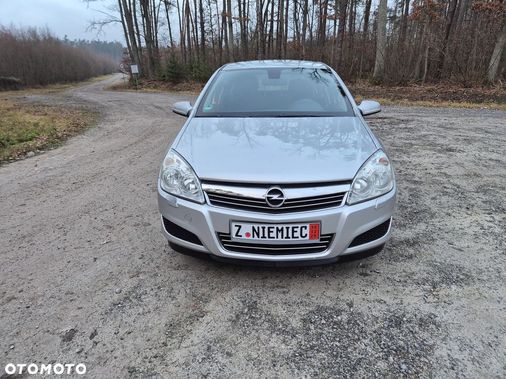 Opel Astra - 2