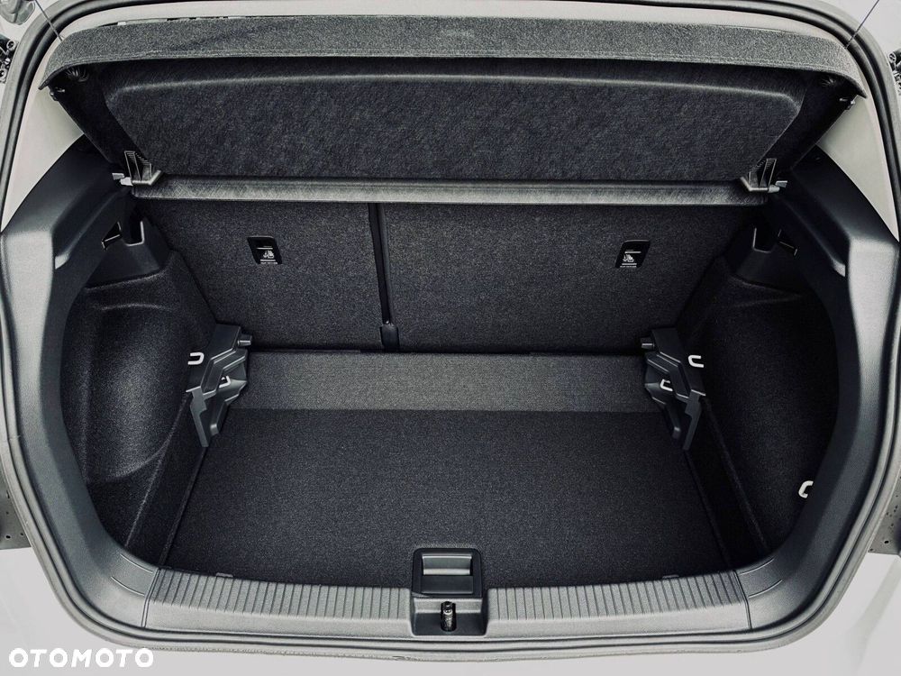 Volkswagen T-Cross - 21