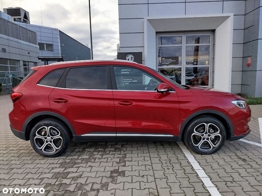 MG ZS - 6