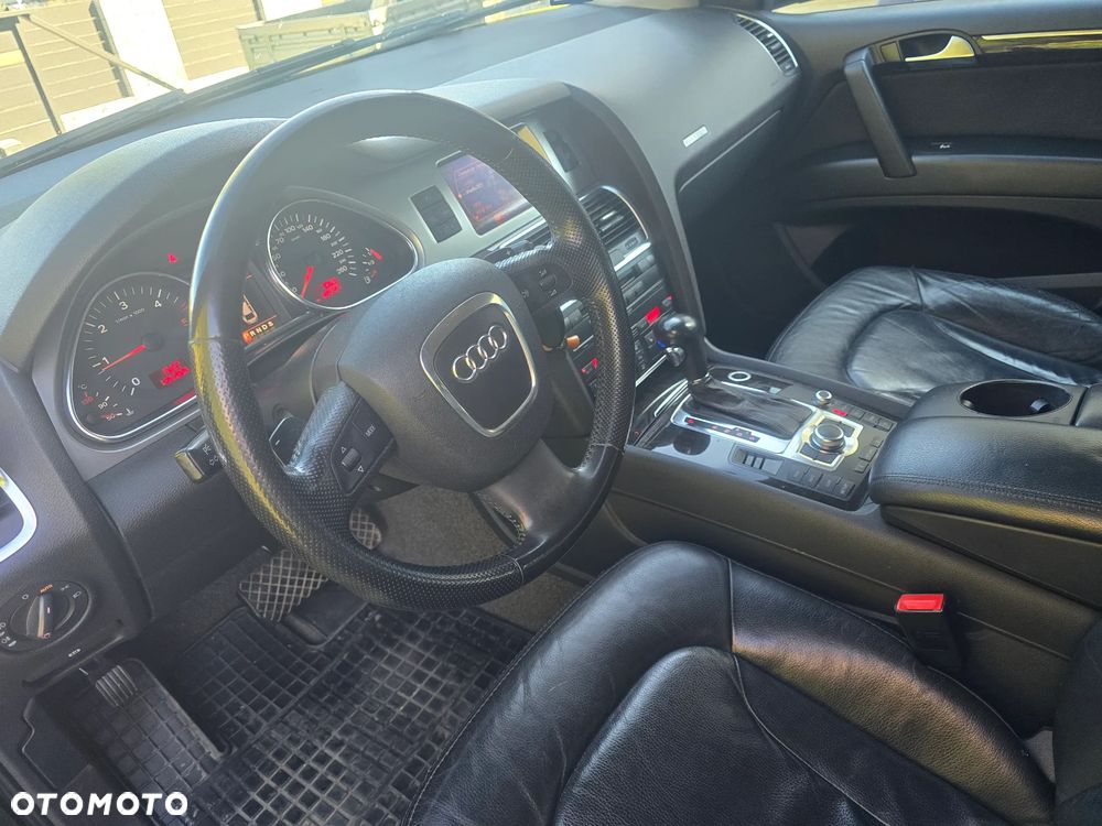 Audi Q7 - 4