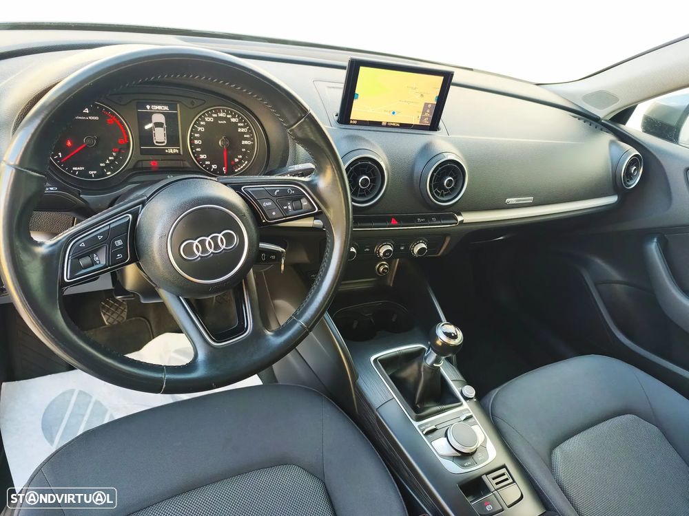 Audi A3 Sportback 1.6 TDI S-line - 8