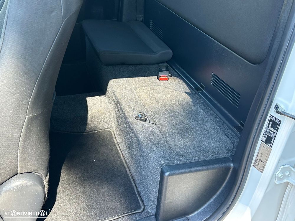 Toyota Hilux - 7