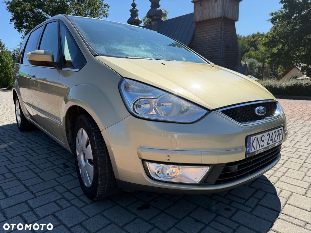 Ford Galaxy 2.0 TDCi Ghia - 11
