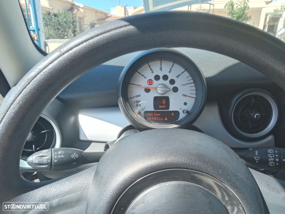 MINI 3 Portas One 1.6 - 10