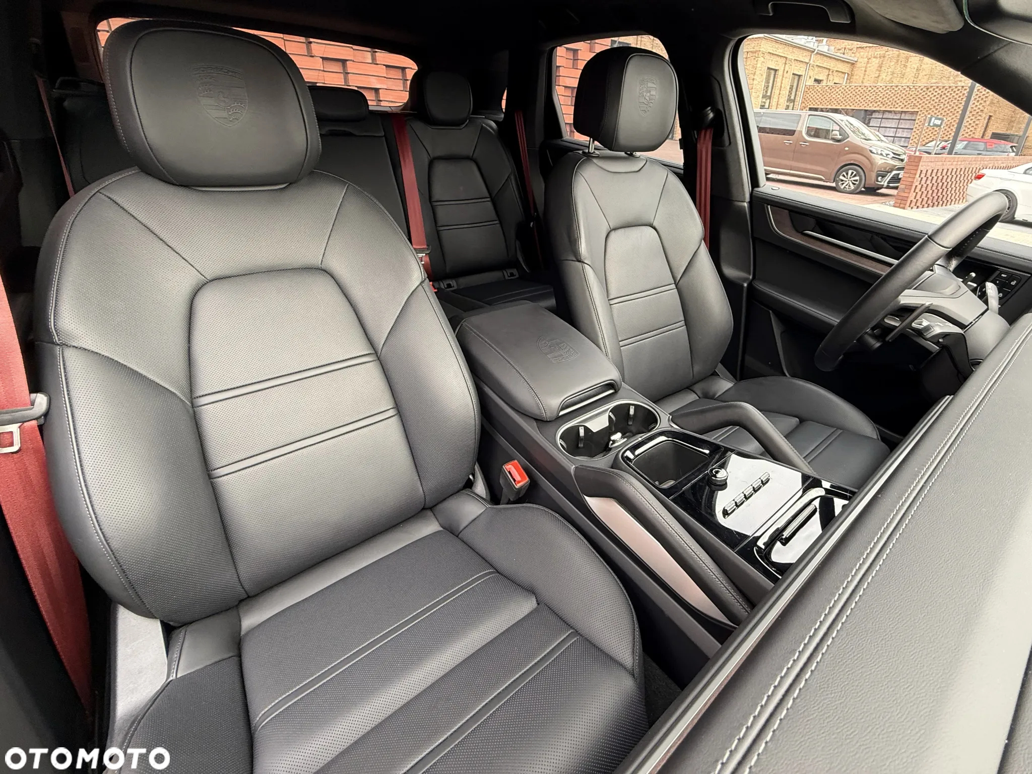 Porsche Cayenne S E-Hybrid PHEV - 19