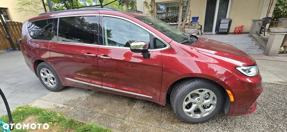 Chrysler Pacifica - 21