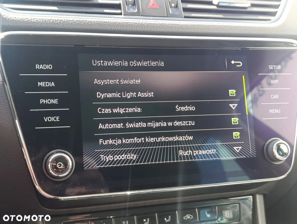 Skoda Superb 2.0 TSI Ambition DSG - 30