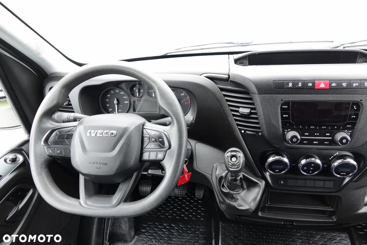Iveco DAILY 3,0 D / KONTENER / 2020 ROK /BLIŹNIAK / SPROWADZONY / PO KONTRAKCIE SERWISOWYM - 25