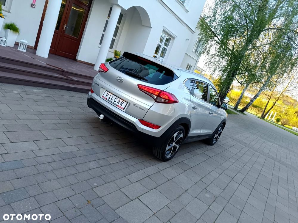 Hyundai Tucson 1.7 CRDI BlueDrive GO 2WD - 17