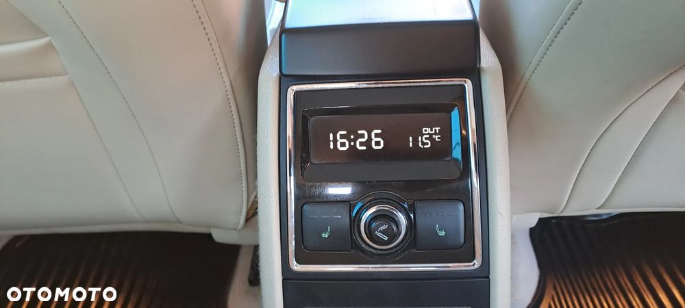 Skoda Superb 2.0 TDI Green tec Elegance - 8