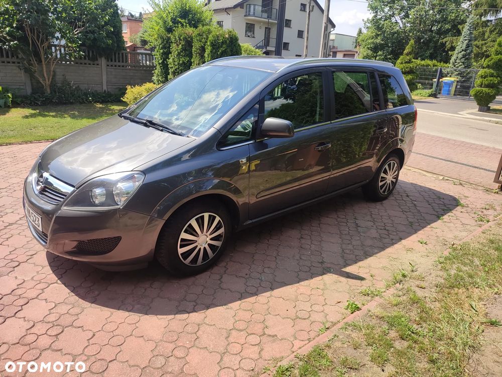 Opel Zafira - 17