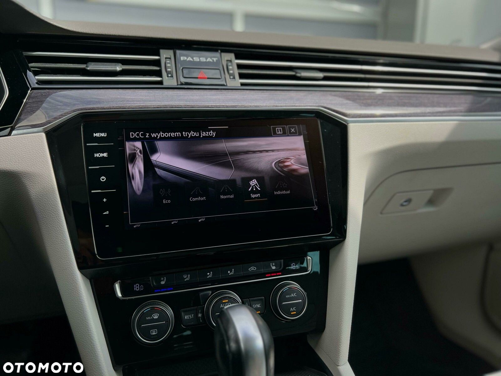 Volkswagen Passat - 38