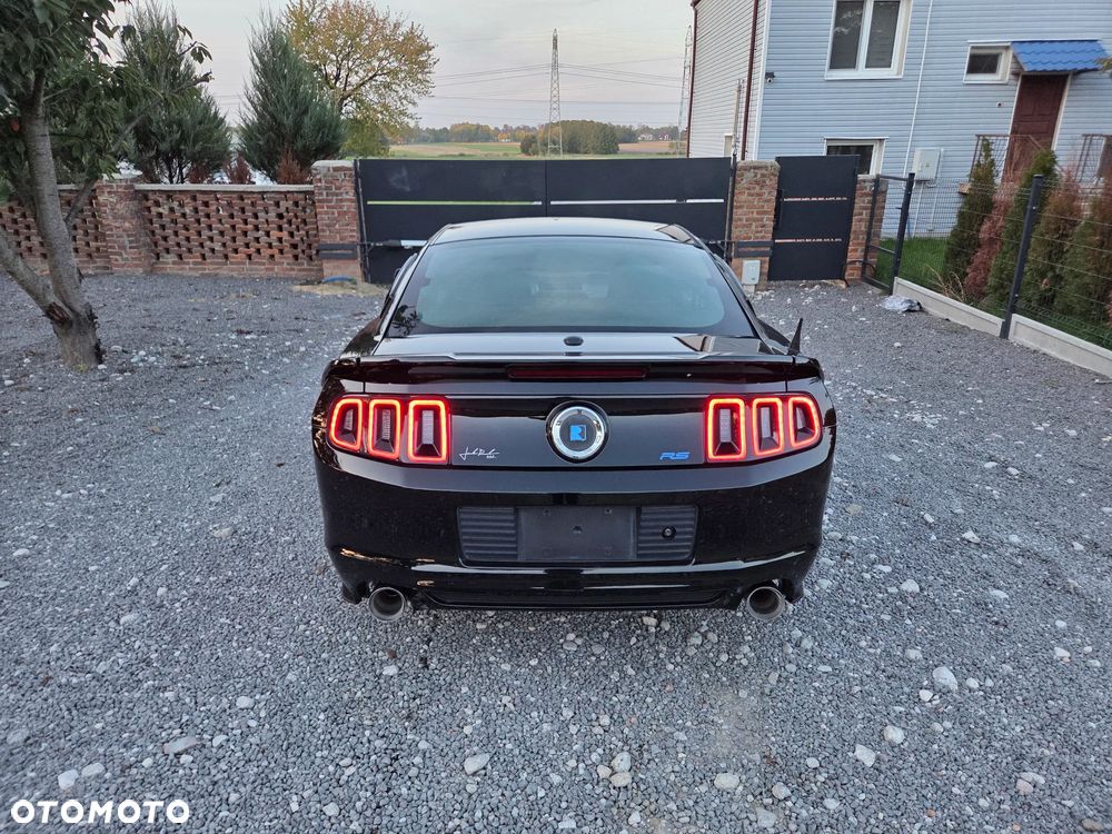 Ford Mustang - 35