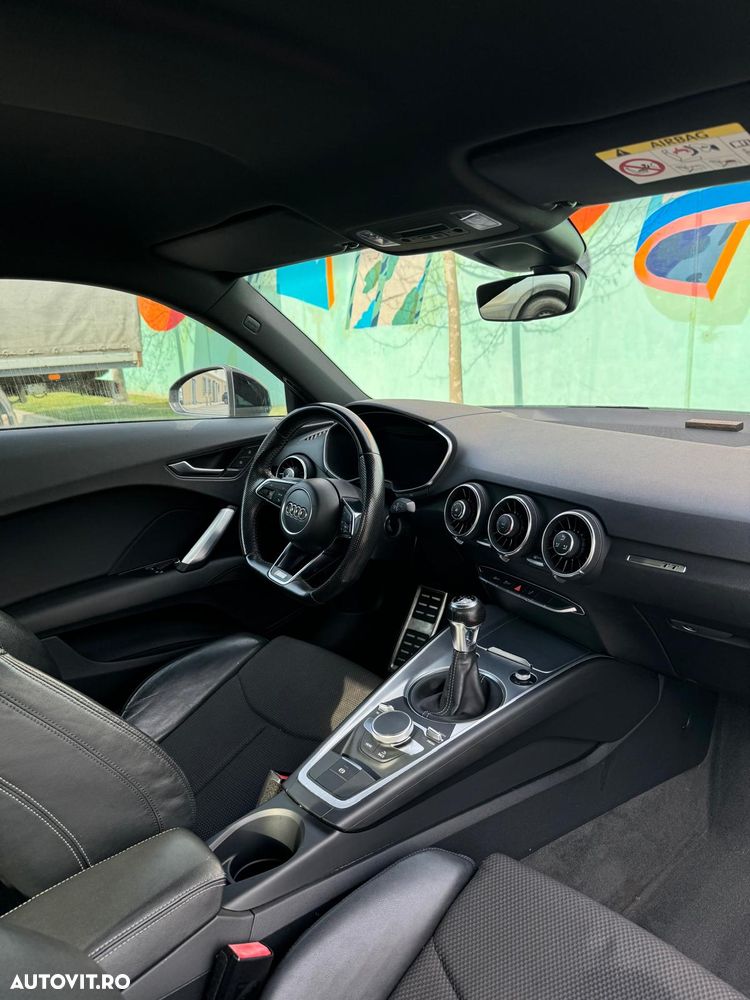 Audi TT 2.0 TDI ultra - 11