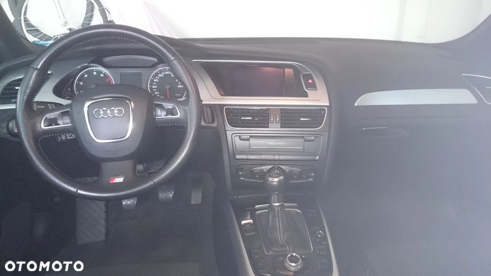 Audi A4 Avant 2.0 TFSI - 3