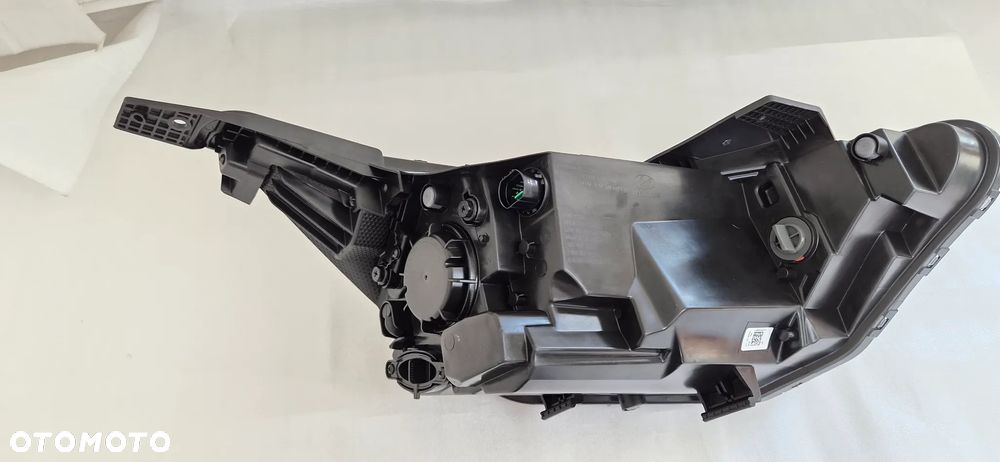 LAMPA LEWA PRZÓD HYUNDAI i20 III 2021- 92101-Q0000 ZWYKŁA - 9