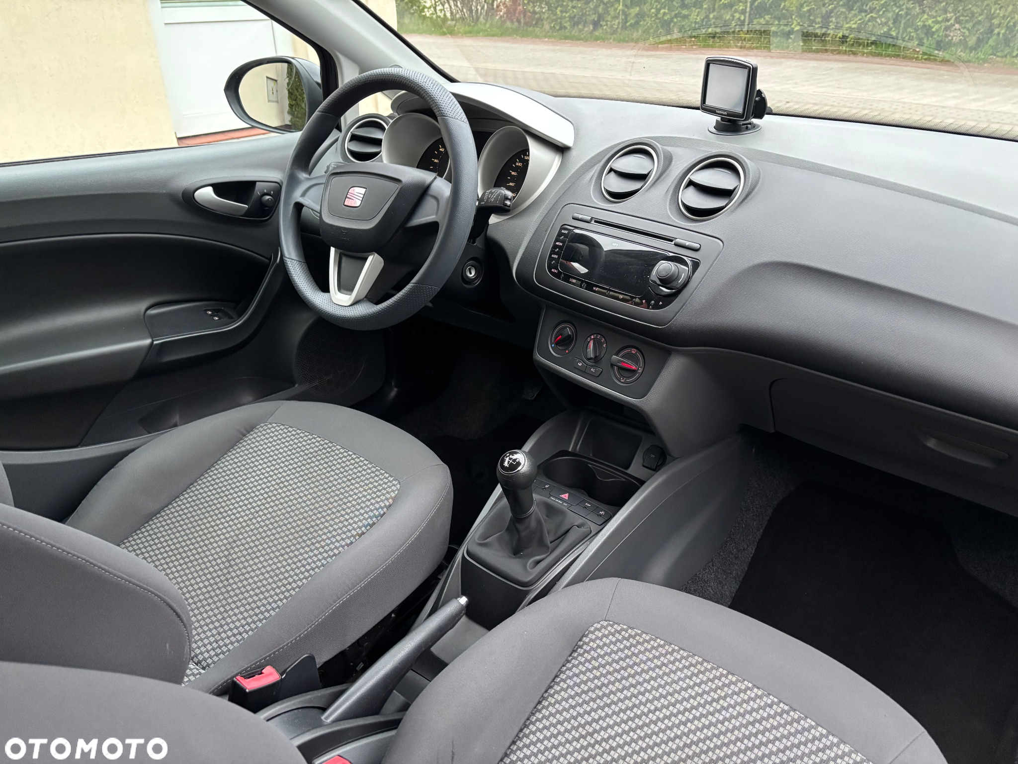 Seat Ibiza SC 1.4 16V Style - 8
