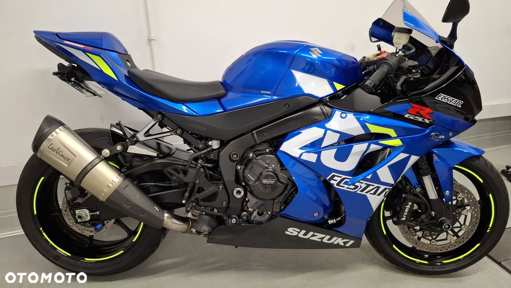 Suzuki GSX-R - 6