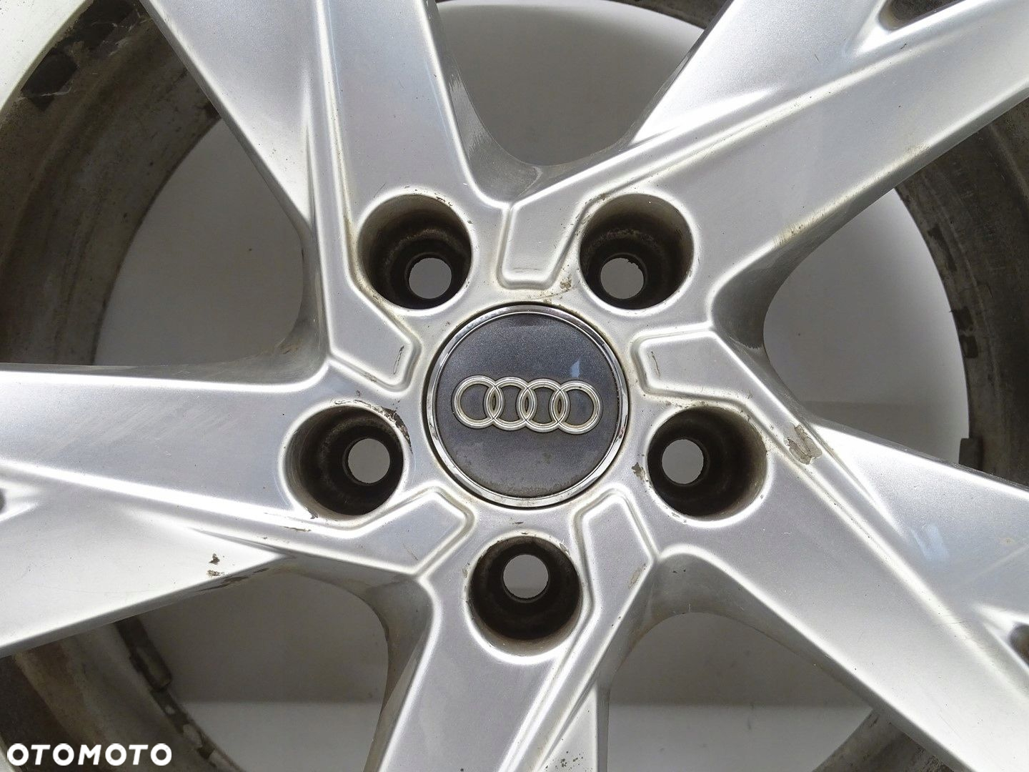 FELGA KOŁO ALUFELGA R17 AUDI A4 B9 A5 F5 8W 5X112 7.5J ET38 8W0601025K - 8