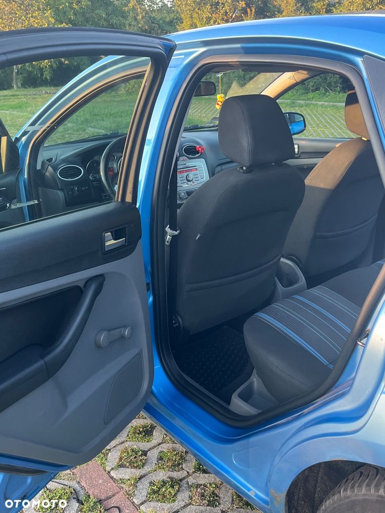 Ford Focus - 11