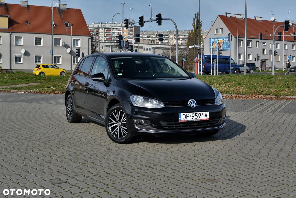 Volkswagen Golf - 9