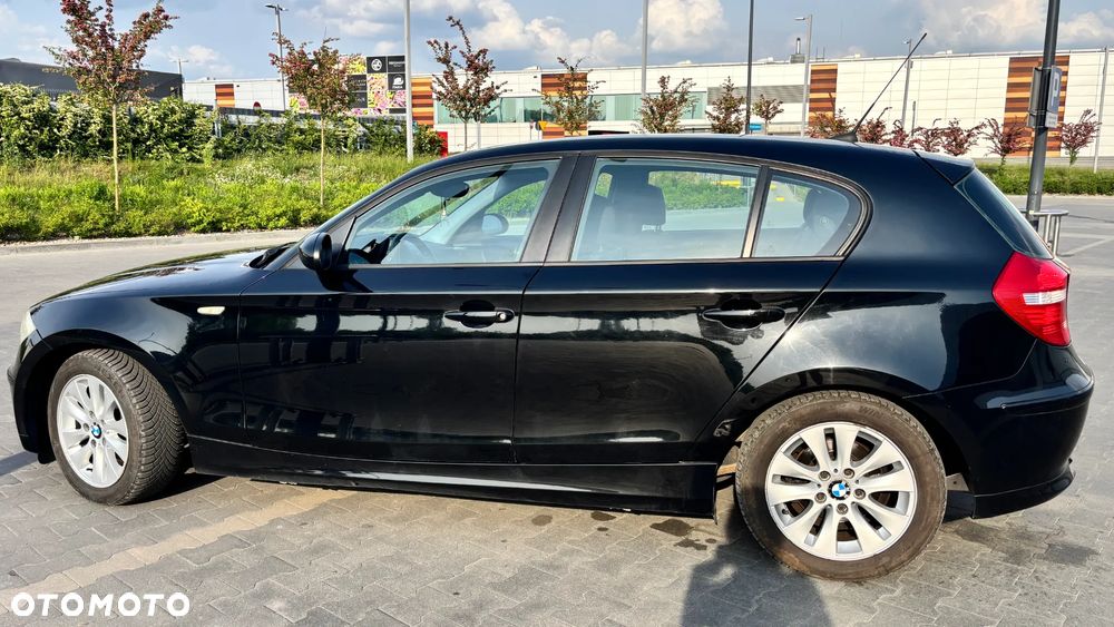 BMW Seria 1 116i - 4