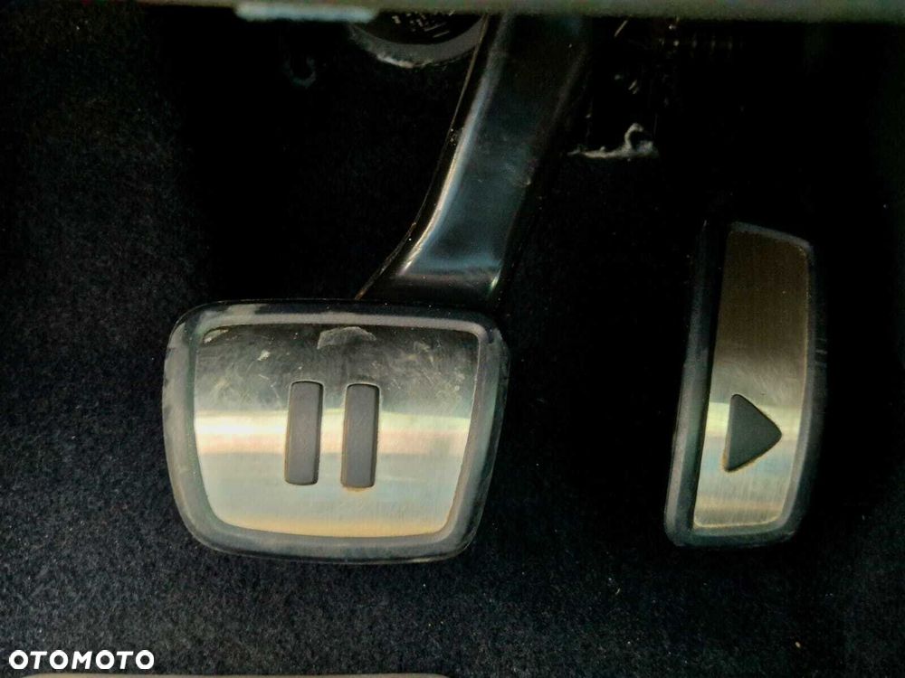 Volkswagen ID.5 79kWh GTX 4Motion - 27