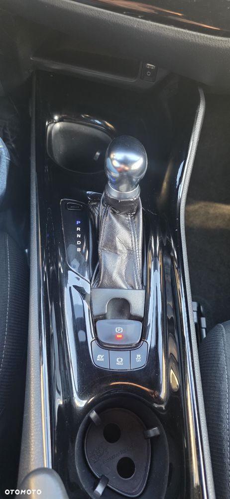 Toyota C-HR - 12