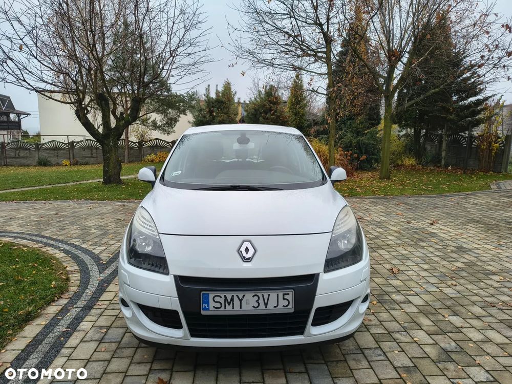 Renault Scenic - 1