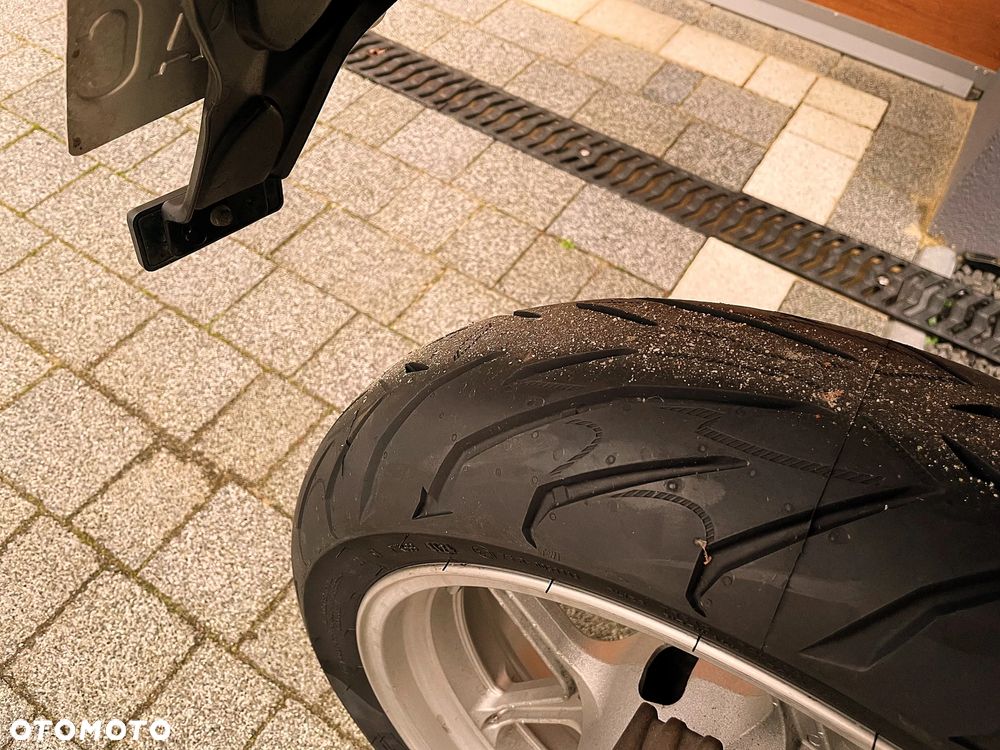 Kawasaki Versys 650 - 13