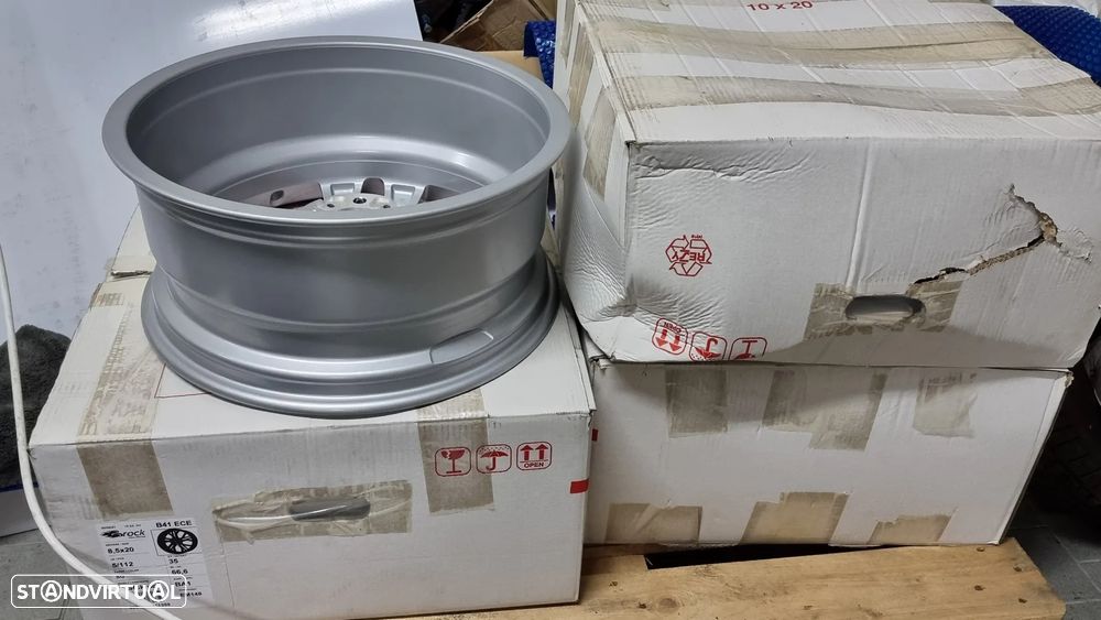 jogo de 4 Jantes Novas 19" 8,5JX19 ET:25 5x112 - 9