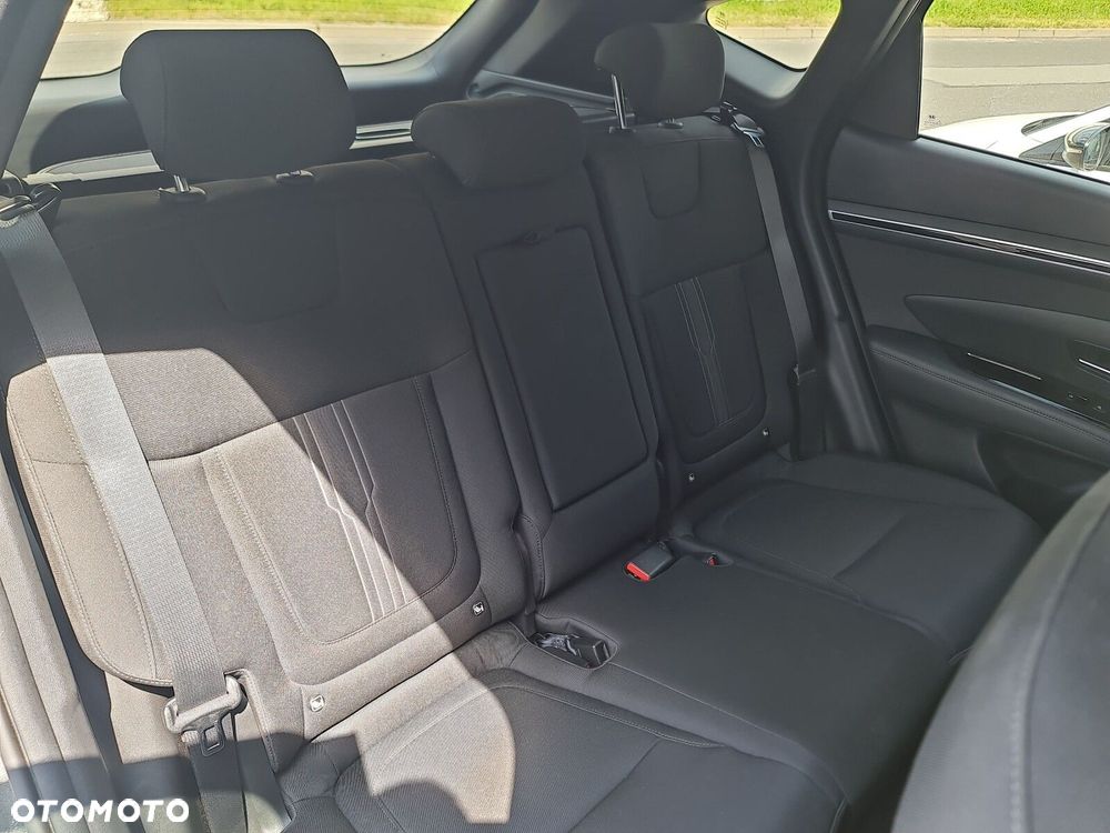 Hyundai Tucson 1.6 T-GDi Executive 2WD - 35