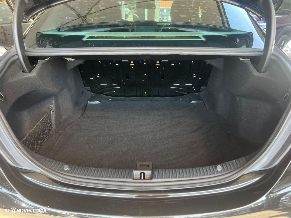 Mercedes-Benz C 300 BlueTEC Hybrid Avantgarde - 42