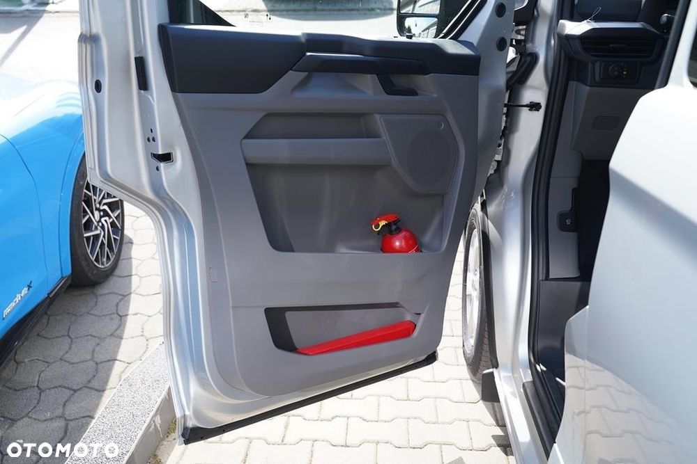Ford Transit Custom Kombi 2.0 EcoBlue 320 L2H1 Trend - 13